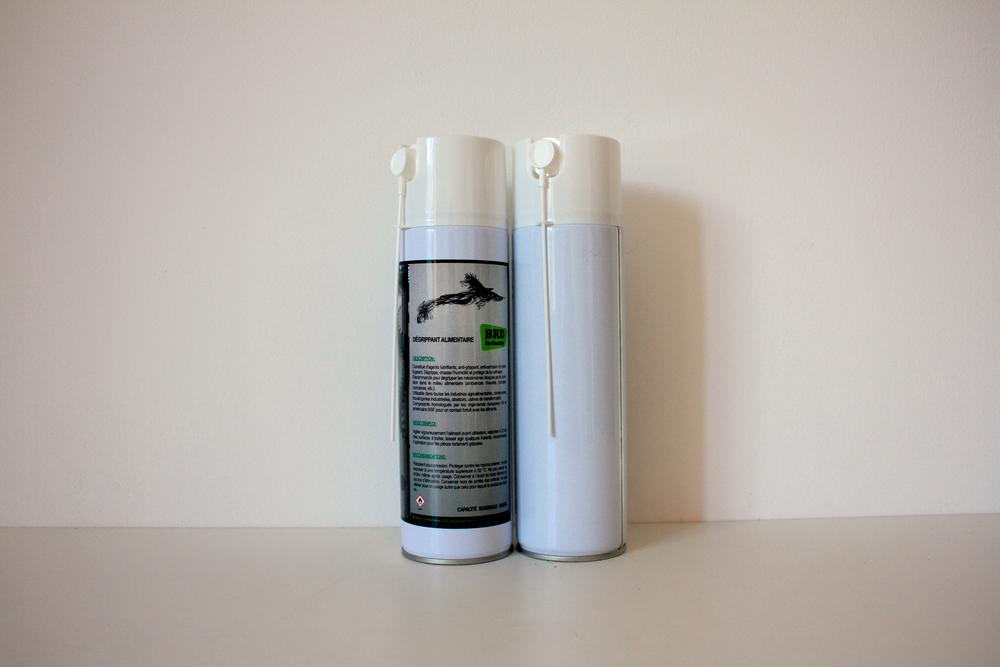 Lire la suite à propos de l’article Pourquoi utiliser un dégrippant alimentaire dans l’industrie ?